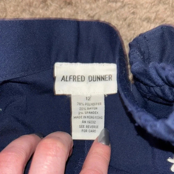 Navy Bottoms with Floral Embroidery - Picture 5 of 8